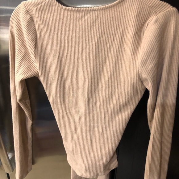 Express taupe long sleeve top - Picture 3 of 4